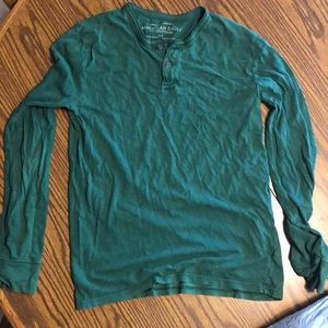 American Eagle Green Lonsleeve